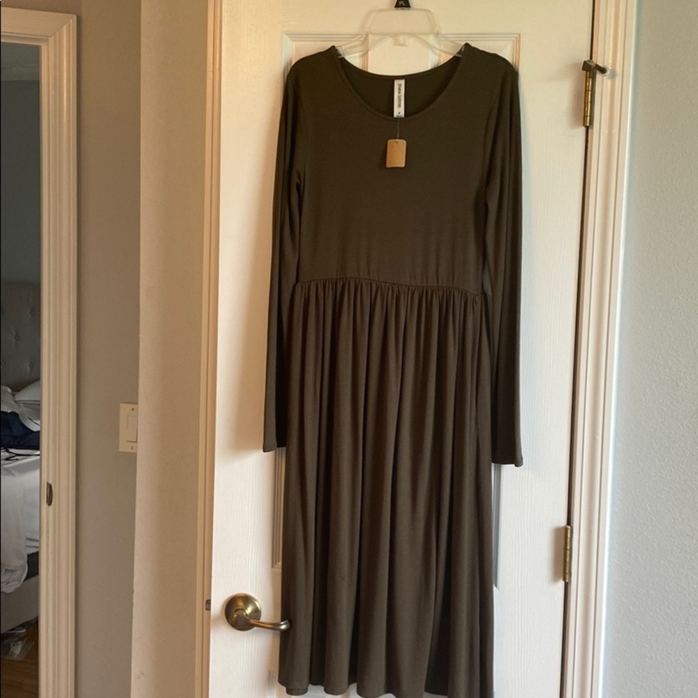 NWT Olive green midi dress